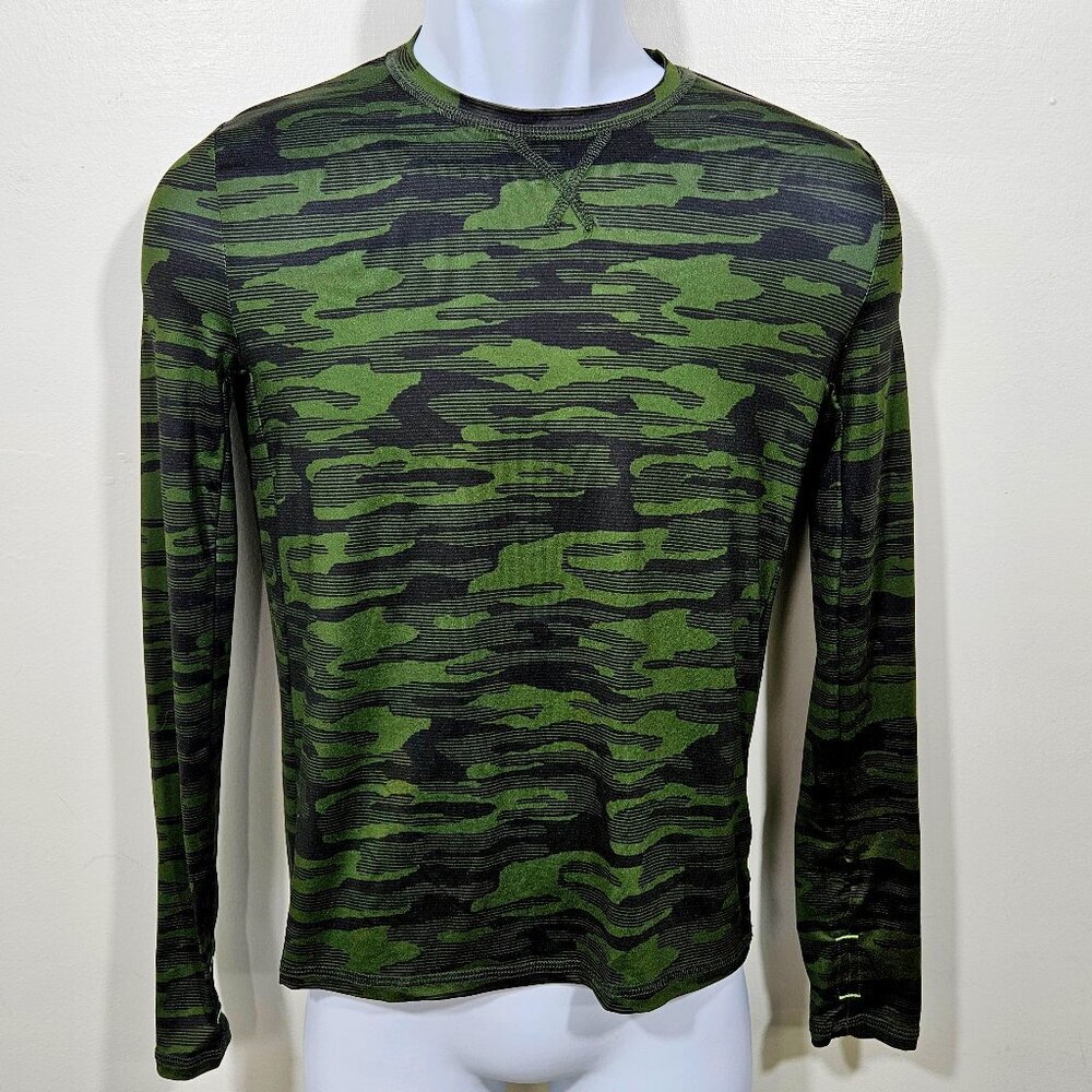 Cuddl Duds‎ Camo Crew Neck Long Sleeve w/ Thumbholes Size XL (Childs size?) (66)